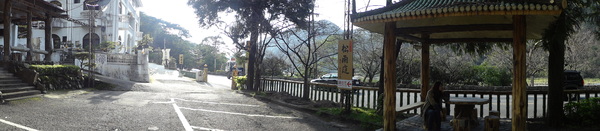 觀音山莊野菜料理：1020106[官本金文愛台灣]觀音山莊像在莊園博物館裡享受美食賞石賞魚賞花的好地方