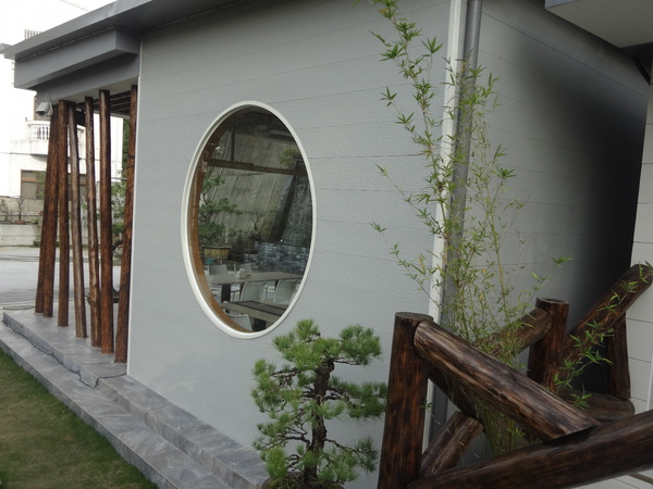 觀音山莊之松雨庭：1020106[官本金文愛台灣]觀音山莊之松雨庭超有高貴FU的庭園景觀