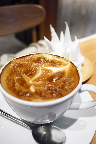 Roundabout Café：【台中。勤美商圈】Round About CAFÉ