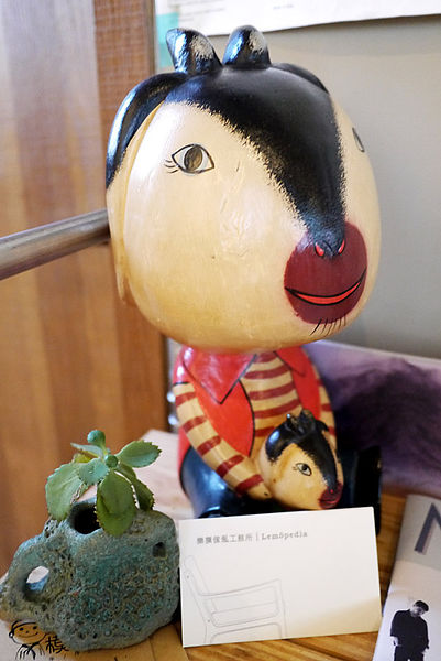 Roundabout Café：【台中。勤美商圈】Round About CAFÉ