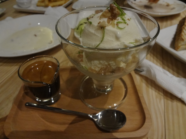 Roundabout Café：1021029[官本金文愛台灣]連超級賽亞人都愛喝超級好喝圓環咖啡Roundabout Café的招牌咖啡喝了變成超級賽亞人