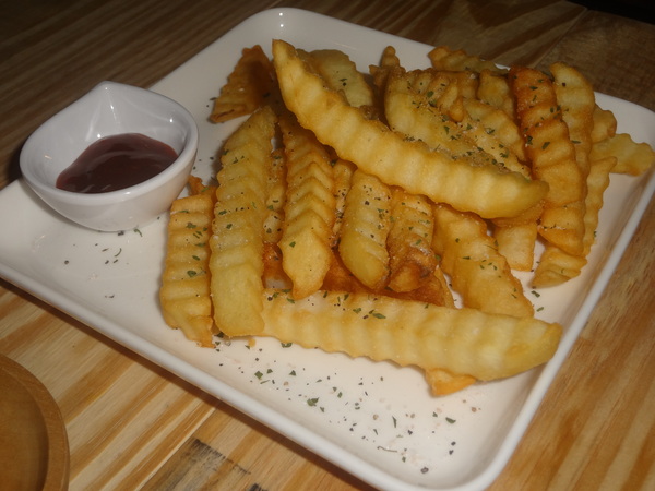 Roundabout Café：1021029[官本金文愛台灣]連超級賽亞人都愛喝超級好喝圓環咖啡Roundabout Café的招牌咖啡喝了變成超級賽亞人