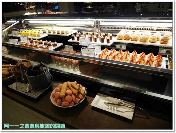 寒舍艾麗酒店 ~ La Farfalla 義式餐廳：台北 寒舍艾麗酒店 La Farfalla 義式餐廳～帝王蟹海鮮Buffet