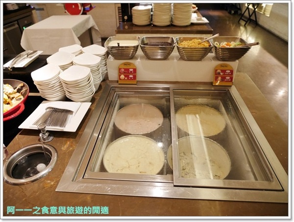 寒舍艾麗酒店 ~ La Farfalla 義式餐廳：台北 寒舍艾麗酒店 La Farfalla 義式餐廳～帝王蟹海鮮Buffet