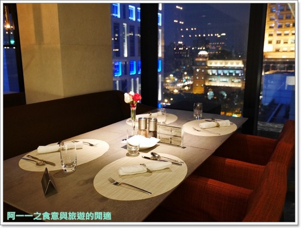 寒舍艾麗酒店 ~ La Farfalla 義式餐廳：台北 寒舍艾麗酒店 La Farfalla 義式餐廳～帝王蟹海鮮Buffet