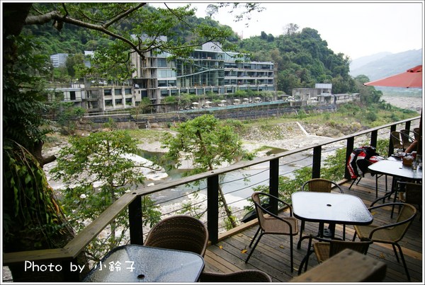 山吻泉餐廳咖啡：苗栗「山吻泉」看山看水心靈深呼吸