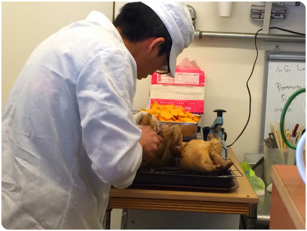 La cuisine bourgeoise 布爾喬亞：【♥美食】巷口路邊攤享受純手工西式餐點好風味-布爾喬亞- 現烤麵包 、手工義大利麵