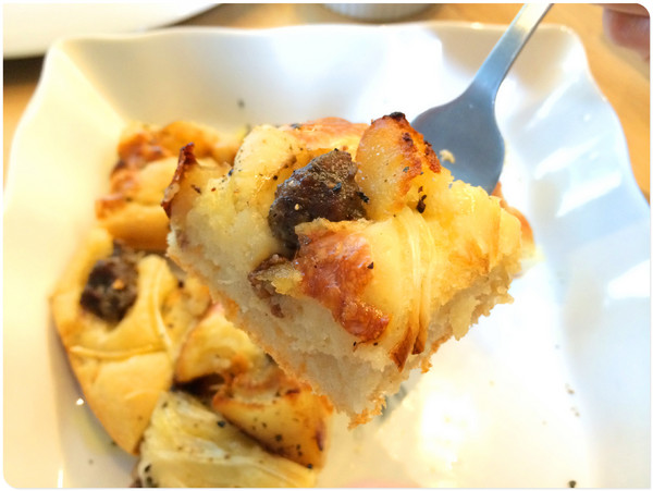 La cuisine bourgeoise 布爾喬亞：【♥美食】巷口路邊攤享受純手工西式餐點好風味-布爾喬亞- 現烤麵包 、手工義大利麵