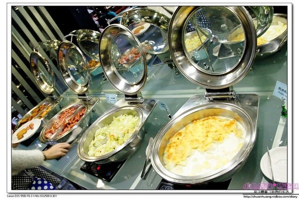 麗翔酒店(花蓮館)：http://chwenhuang.nidbox.com/diary/read/9042860