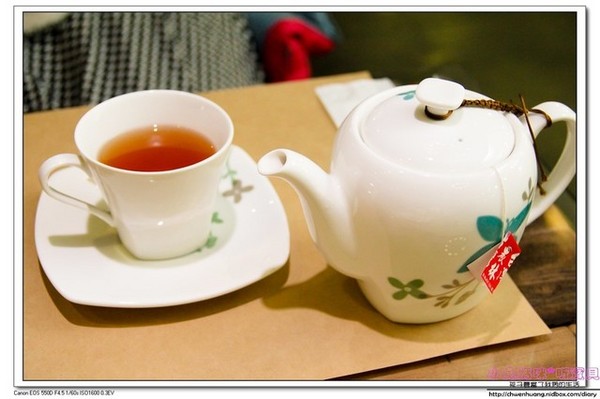 麗翔酒店(花蓮館)：http://chwenhuang.nidbox.com/diary/read/9042860