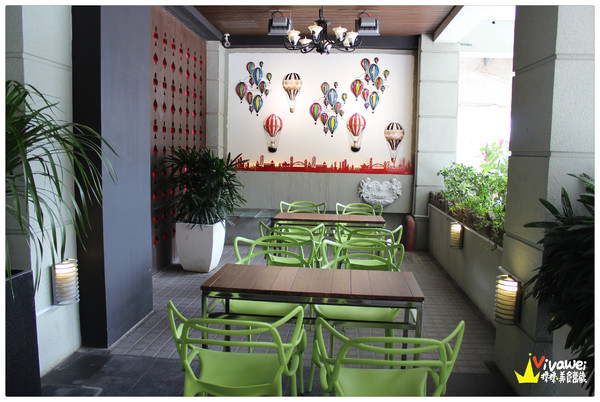 麗翔酒店(花蓮館)：花蓮市｜2013年全新落成的舒適乾淨住宿選擇*花月和室雙人房*『麗翔酒店連鎖(花蓮館)』 窩客島 下午茶 自助早餐 公正包子 鬧區 免費停車 彩虹夜市 推薦