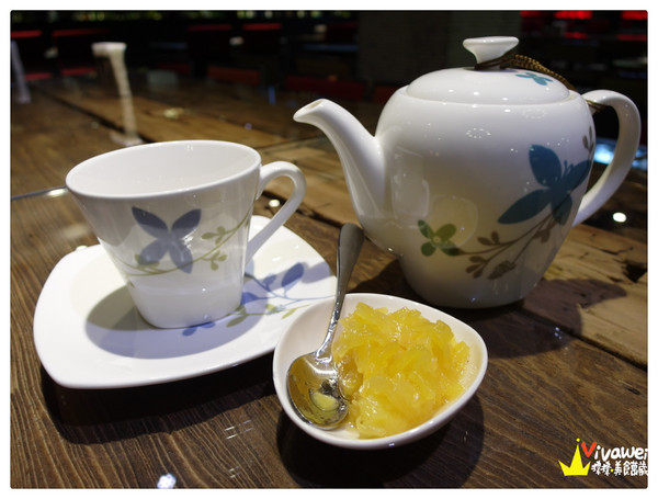 麗翔酒店(花蓮館)：花蓮市｜2013年全新落成的舒適乾淨住宿選擇*花月和室雙人房*『麗翔酒店連鎖(花蓮館)』 窩客島 下午茶 自助早餐 公正包子 鬧區 免費停車 彩虹夜市 推薦