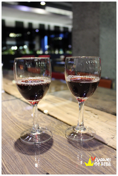 麗翔酒店(花蓮館)：花蓮市｜2013年全新落成的舒適乾淨住宿選擇*花月和室雙人房*『麗翔酒店連鎖(花蓮館)』 窩客島 下午茶 自助早餐 公正包子 鬧區 免費停車 彩虹夜市 推薦