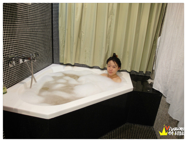 麗翔酒店(花蓮館)：花蓮市｜2013年全新落成的舒適乾淨住宿選擇*花月和室雙人房*『麗翔酒店連鎖(花蓮館)』 窩客島 下午茶 自助早餐 公正包子 鬧區 免費停車 彩虹夜市 推薦