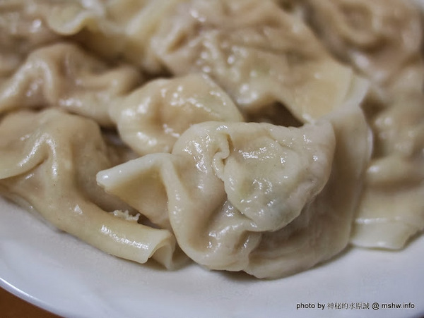餃天下：【食記】宜蘭-美饌餃天下手工水餃&道地滷味 : 種類獨特,口感紮實~原來宅配水餃也可以這麼好吃!