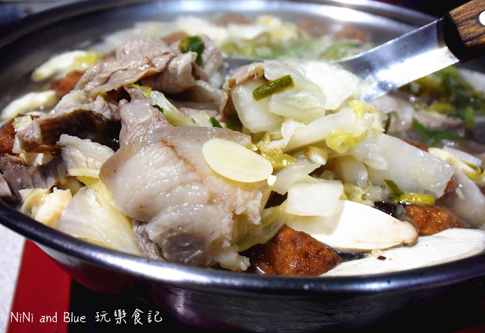 士官長酸菜白肉鍋吃到飽18.jpg