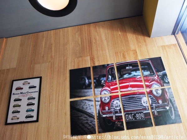 Follow Mi：【美食特搜。高雄新興區】Follow Mi 早午餐咖啡店。南海街上的英式特色店 Mini Cooper竟然停進店裡了！？