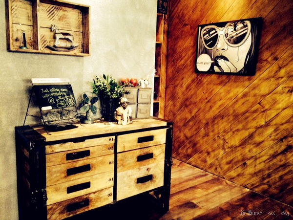 1395821679296_副本