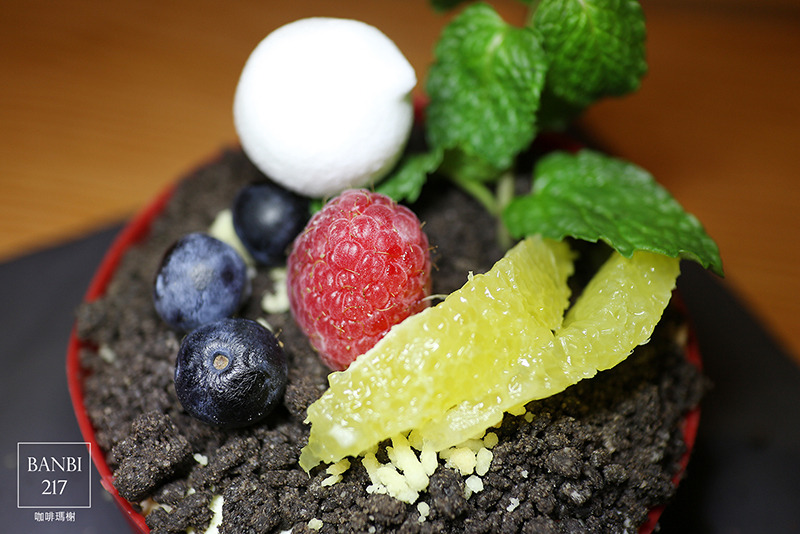 Banbi217 美食旅遊: 咖啡瑪榭(忠孝店) 台北無限時的咖啡館與義法餐廳,早午餐,下午茶 (明曜百貨,東區,捷運忠孝敦化站)