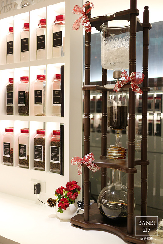 Banbi217 美食旅遊: 咖啡瑪榭(忠孝店) 台北無限時的咖啡館與義法餐廳,早午餐,下午茶 (明曜百貨,東區,捷運忠孝敦化站)