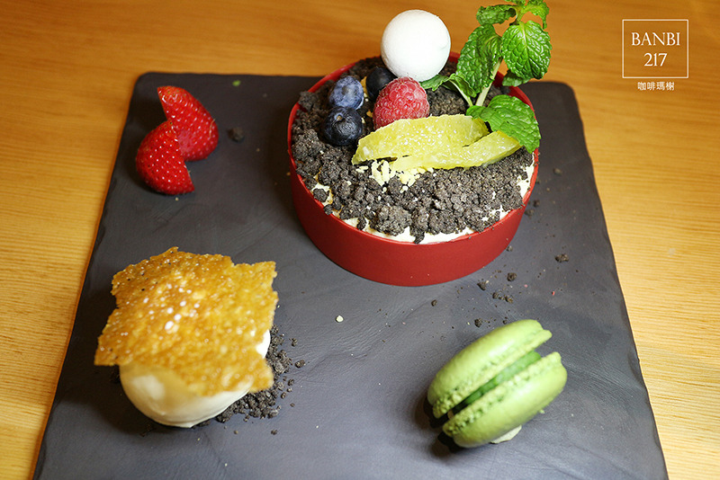 Banbi217 美食旅遊: 咖啡瑪榭(忠孝店) 台北無限時的咖啡館與義法餐廳,早午餐,下午茶 (明曜百貨,東區,捷運忠孝敦化站)