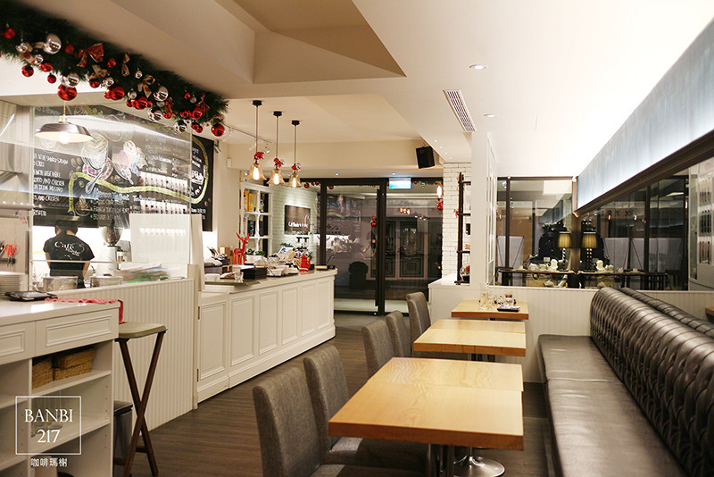 Banbi217 美食旅遊: 咖啡瑪榭(忠孝店) 台北無限時的咖啡館與義法餐廳,早午餐,下午茶 (明曜百貨,東區,捷運忠孝敦化站)