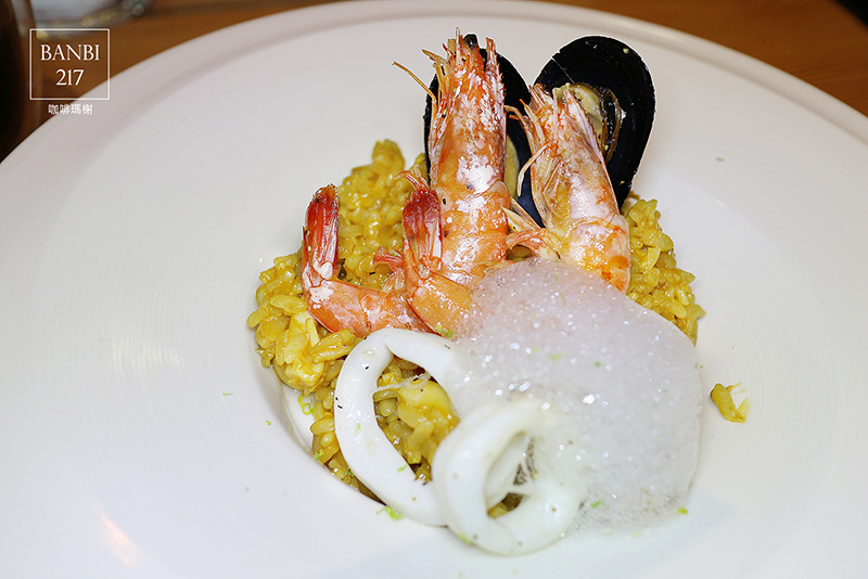 Banbi217 美食旅遊: 咖啡瑪榭(忠孝店) 台北無限時的咖啡館與義法餐廳,早午餐,下午茶 (明曜百貨,東區,捷運忠孝敦化站)