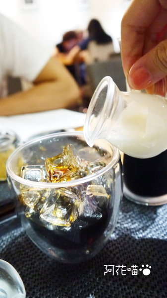 Cafe Marche~咖啡瑪榭(忠孝店)：【東區│咖啡店】高CP值的平價咖啡與餐點，有插座，分時段限時之『咖啡瑪榭』