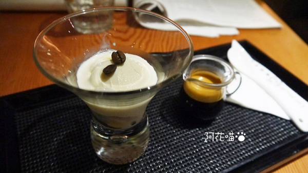 Cafe Marche~咖啡瑪榭(忠孝店)：【東區│咖啡店】高CP值的平價咖啡與餐點，有插座，分時段限時之『咖啡瑪榭』