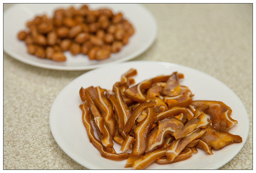 柴米夫妻-山東燒雞,麻辣滷味