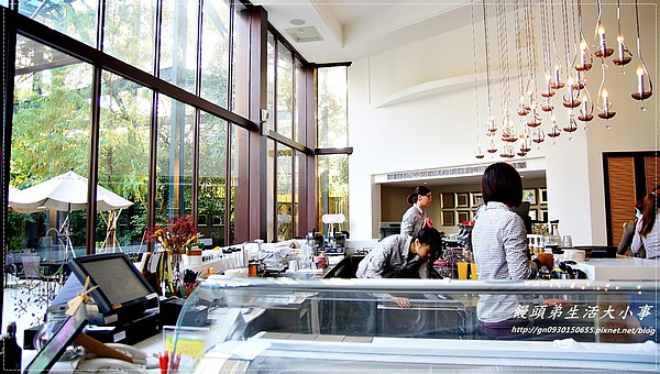 心驛商旅：【住宿/台中市】結和咖啡廳的優閒早餐♪♪心驛商旅♪♪