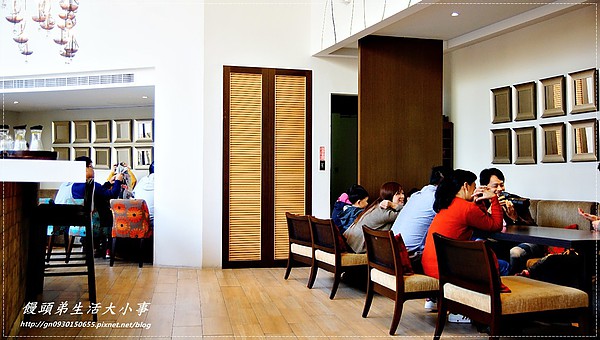 心驛商旅：【住宿/台中市】結和咖啡廳的優閒早餐♪♪心驛商旅♪♪