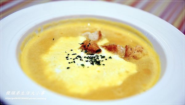 LIVE PASTA 饗樂義大利麵:【食記/台北市】捷運美食~尋找東區巷弄美食♪♪LIVE 饗樂♪♪