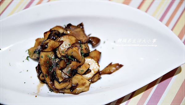 LIVE PASTA 饗樂義大利麵:【食記/台北市】捷運美食~尋找東區巷弄美食♪♪LIVE 饗樂♪♪