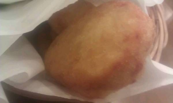 MOS BURGER(頭份店)：周年回饋，品嘗摩斯厚切培根和牛與經典摩斯鱈魚堡。