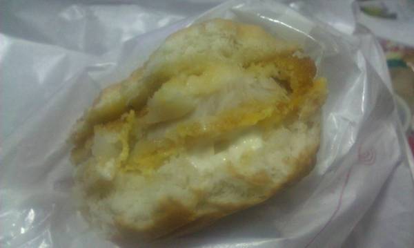 MOS BURGER(頭份店)：周年回饋，品嘗摩斯厚切培根和牛與經典摩斯鱈魚堡。