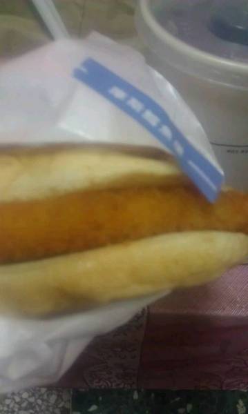 MOS BURGER(頭份店)：周年回饋，品嘗摩斯厚切培根和牛與經典摩斯鱈魚堡。