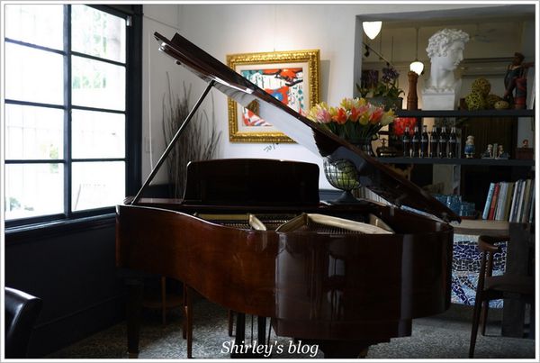 八塊畫室咖啡：桃園‧八塊畫室咖啡