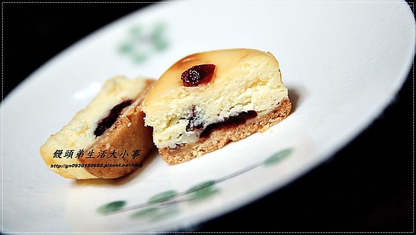 NAOMA那歐瑪帕瑪森黃金乳酪球：【NAOMA 那歐瑪烘焙】帕瑪森黃金乳酪球