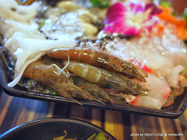 勾勾鍋 鴛鴦火鍋:【食記】台南go go hot pot 勾勾鍋鴛鴦火鍋@中西區 : 食材新鮮份量實在,CP值還頗高呢!