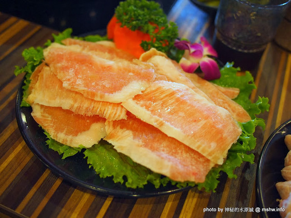 勾勾鍋 鴛鴦火鍋:【食記】台南go go hot pot 勾勾鍋鴛鴦火鍋@中西區 : 食材新鮮份量實在,CP值還頗高呢!