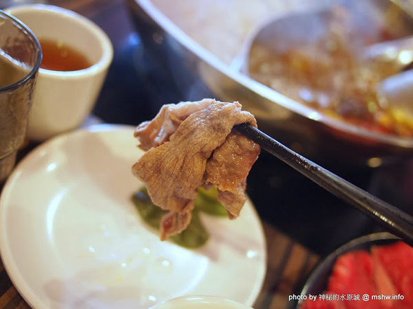 勾勾鍋 鴛鴦火鍋:【食記】台南go go hot pot 勾勾鍋鴛鴦火鍋@中西區 : 食材新鮮份量實在,CP值還頗高呢!