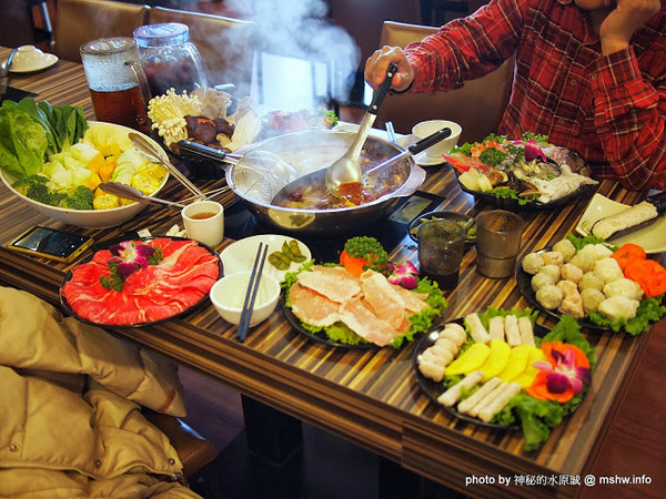 勾勾鍋 鴛鴦火鍋:【食記】台南go go hot pot 勾勾鍋鴛鴦火鍋@中西區 : 食材新鮮份量實在,CP值還頗高呢!