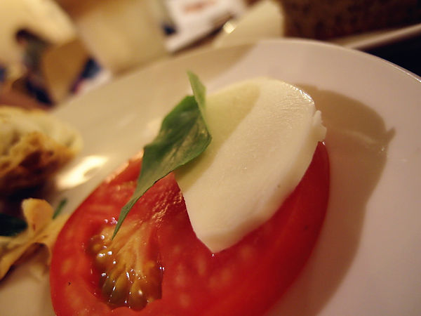 Journey Kaffe 覺旅咖啡：【西湖】覺旅咖啡-比臉更大的木碗沙拉