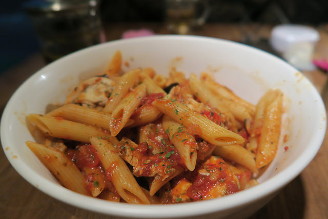 番茄辣味雞肉麵