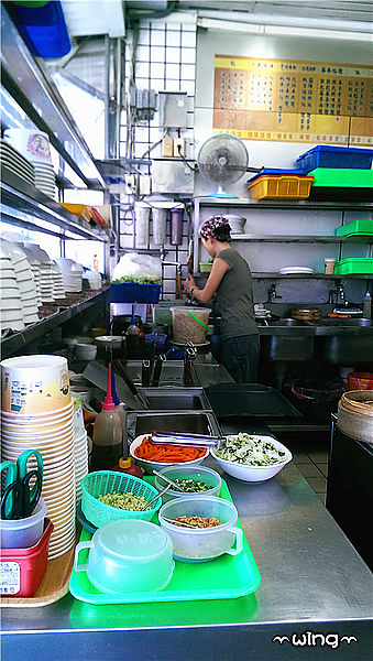 海草健康輕食館：［台東］食尚玩家介紹【海草健康輕食館】海草雞汁湯包。海草乾拌麵。寶町藝文中心(近台東森林公園)