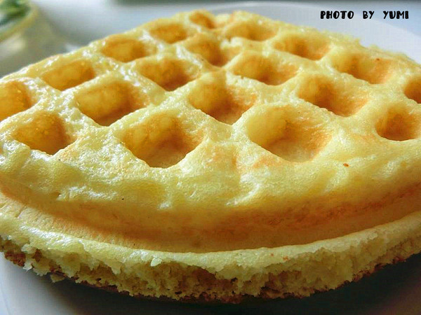 咖啡鑽：【台中食記】二訪!讓人難以忘懷的扎實感鬆餅@咖啡鑽