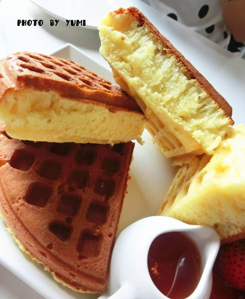 咖啡鑽：【台中食記】二訪!讓人難以忘懷的扎實感鬆餅@咖啡鑽