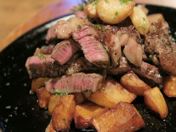 La MESA 西班牙餐廳:台北 捷運國父紀念館站 La MESA 西班牙餐廳!~超好吃西班牙風海鮮料理