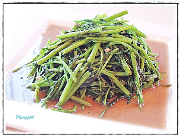 饗泰多：✜ 吃香喝辣不用想太多滴低調華麗風泰國料理－「饗泰多Siam More 泰式風格餐廳」